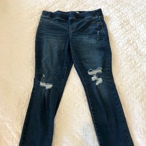 Old Navy Mid-rise Distressed Rockstar Jeggings 14